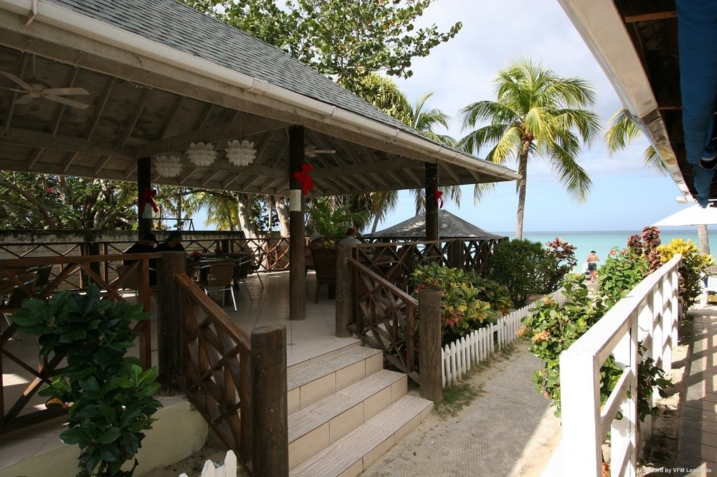 White-Sands-Negril-23.jpg