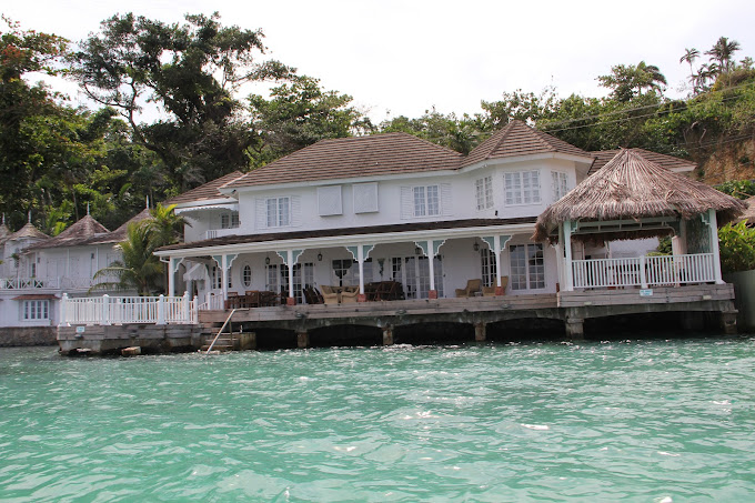Wilks-Bay-1.jpg