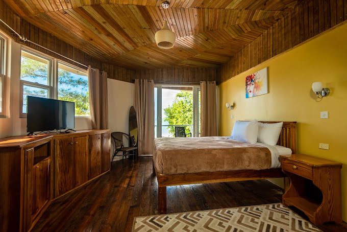 XYE Cottages