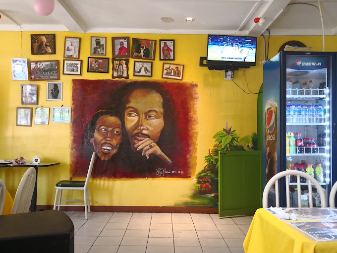 Ziggy’s Restaurant 3