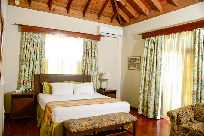 alhambra-inn-1.jpg