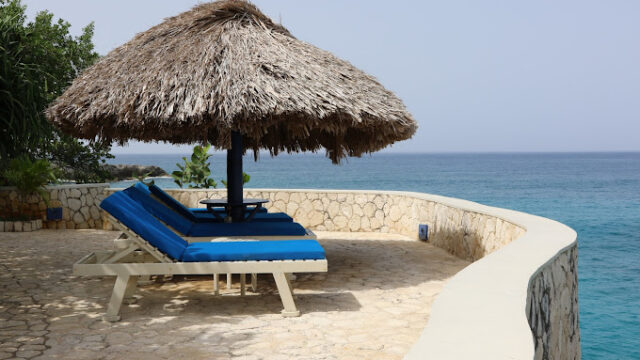 caves-hotel-jamaica-3.jpg