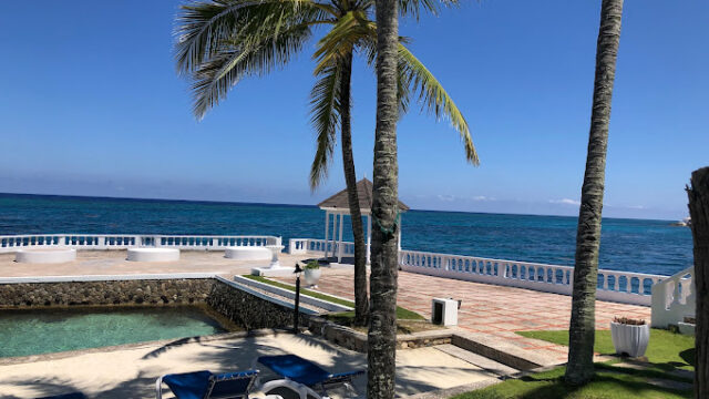 coral-cay-resort-villas-1.jpg