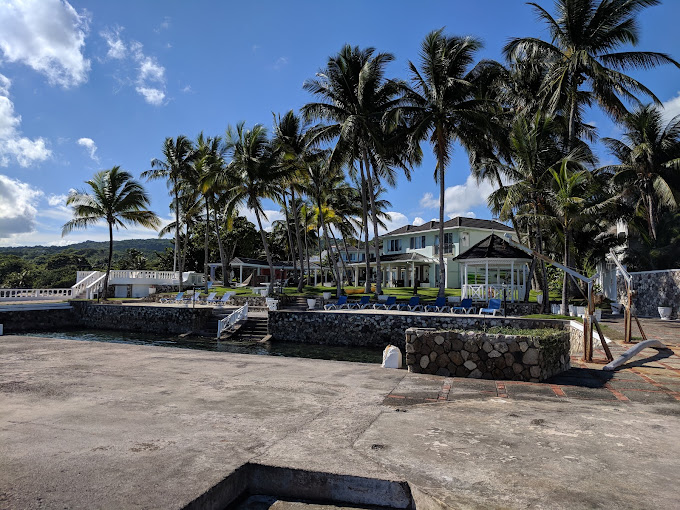 coral-cay-resort-villas-3.jpg