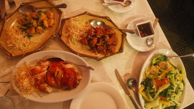 dragon-court-restaurant-3.jpg