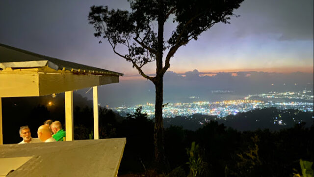 gap-cafe-1.jpg