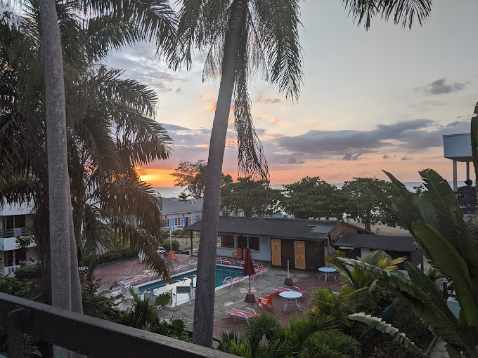 negril-beach-club-condos-2.jpg