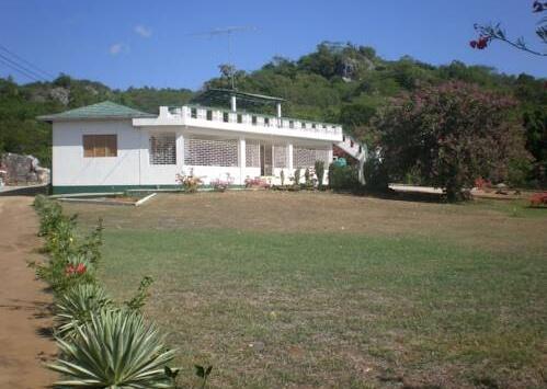 nuestra-casa-guest-house-1.jpg