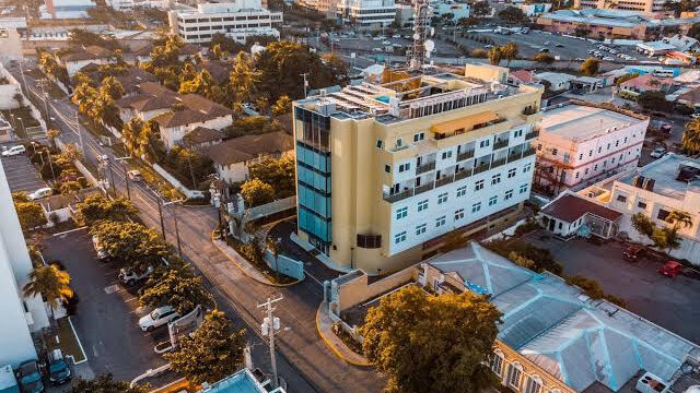 r-hotel-1.jpg