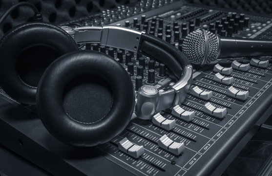 recording-studio-3-2.jpg