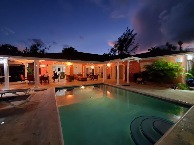 Summertime Villa