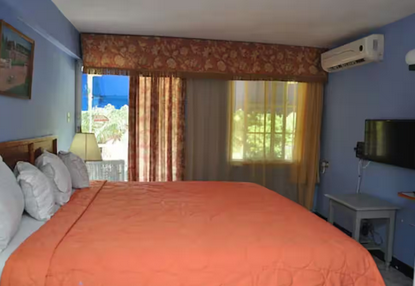 tamarind-tree-hotel-4.png