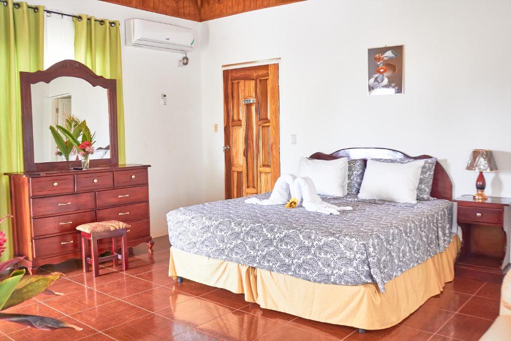 titchfield-guest-house-2.jpg