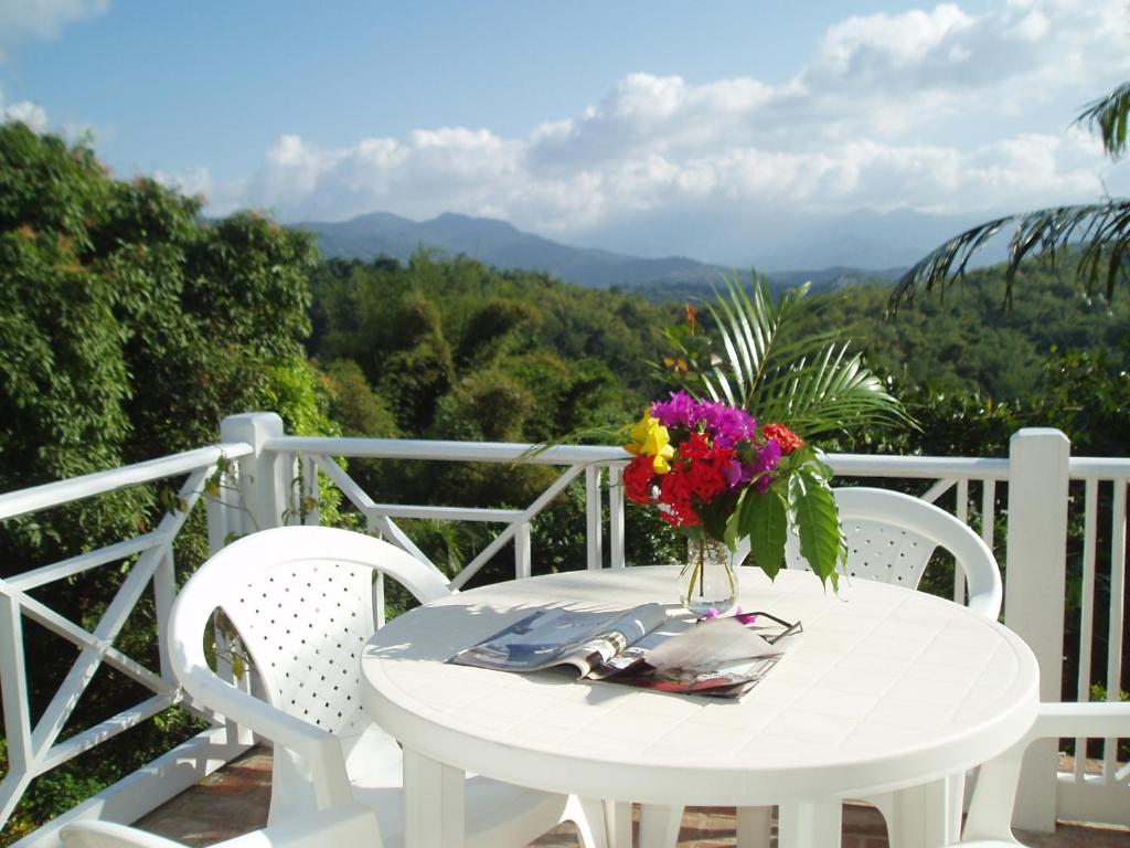 tranquility-villa-3.jpg