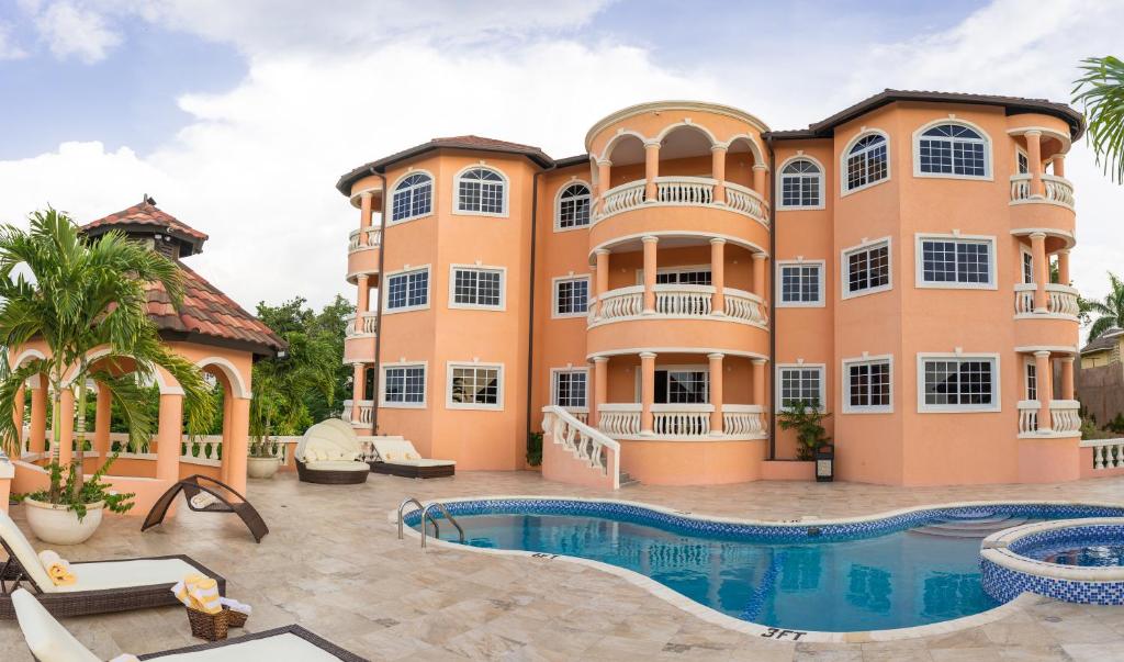 Villa Sweet Villa