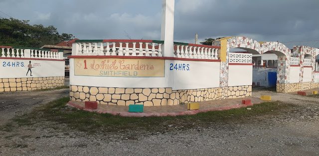 Locheil Villa 1