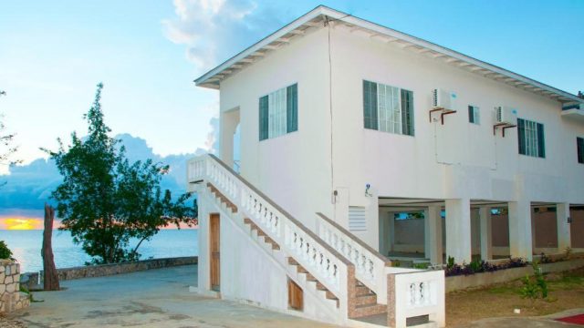 Alvynegril Guest House 1