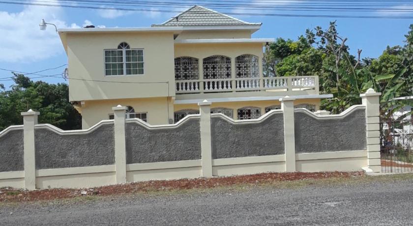 Barrianna Villa 1