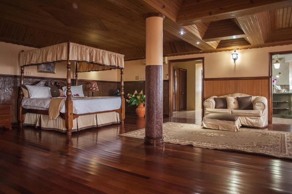 Clarridge View Guest House 2