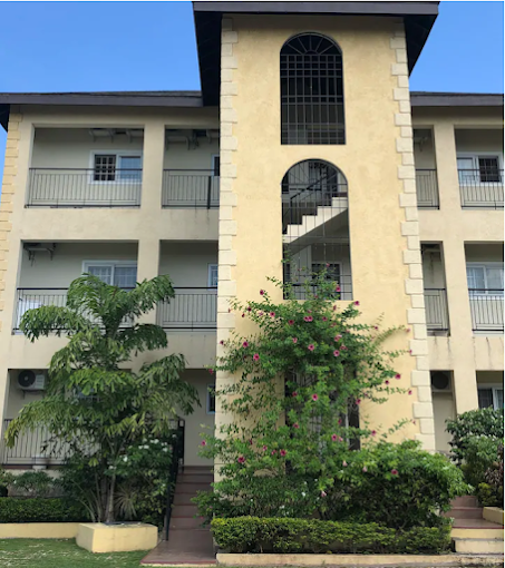 Comfort Inn by Donhead 2