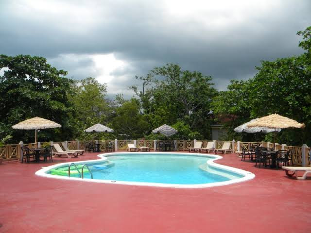 Coral Seas Cliffs Resort 1