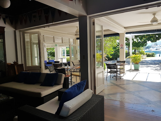 Discovery Bay Villa 2