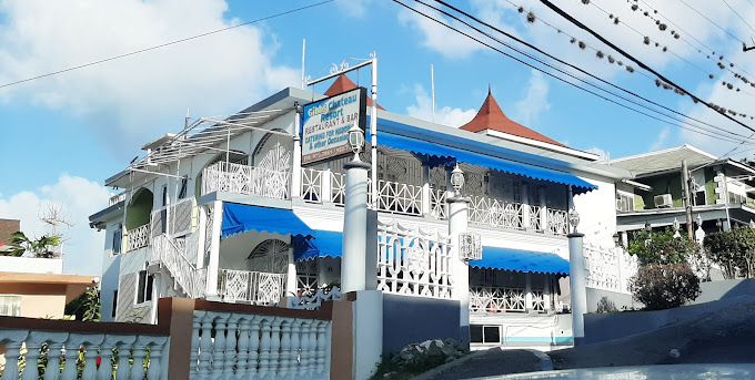 Gibb’s Chateau Resort 1