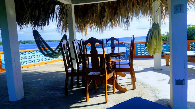 Richie’s on the Beach 1