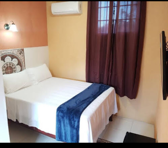 Rudie Browning Guest House 2