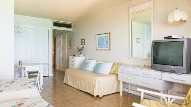 Sky Box Beach Suite 2