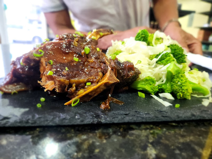 D’Lux Restaurant & Lounge 1