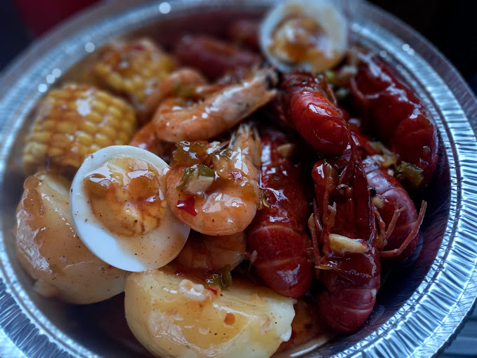 DR’s Seafood & Grill 1